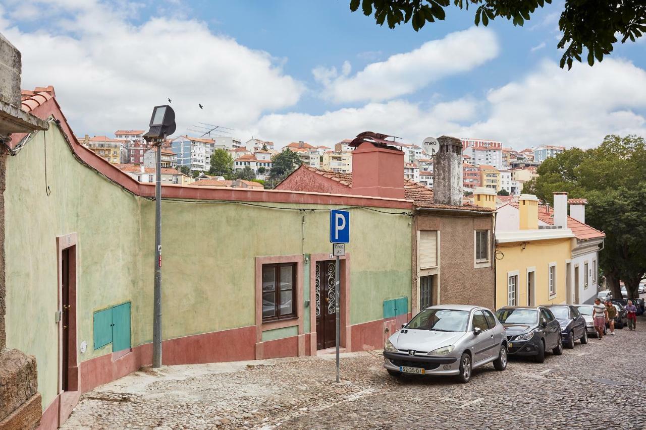 Fence Houses Coimbra Bagian luar foto